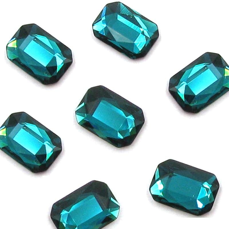 Swarovski® Emerald Cut - Emerald